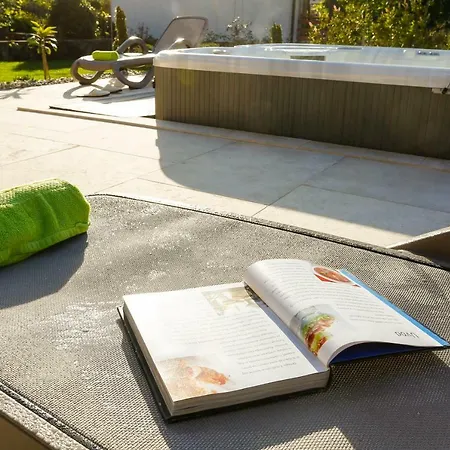 Lavender's Breeze Vila Kornic